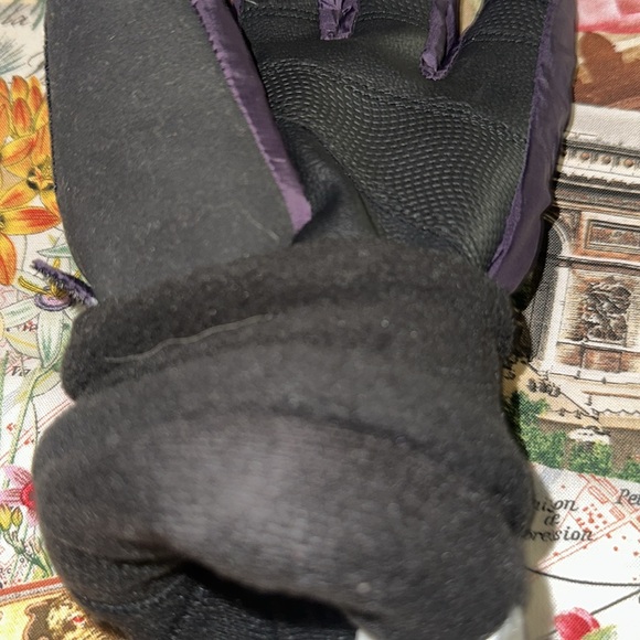 Carhartt Women's Quilts/gloves, Nightshade, Small - Picture 11 of 11